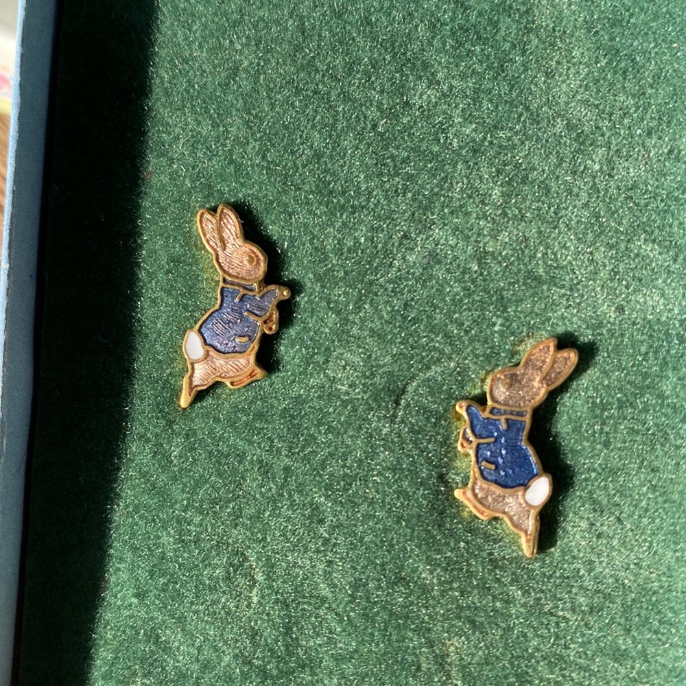 BEATRIX POTTER COLLECTORS PIECES EARRINGS